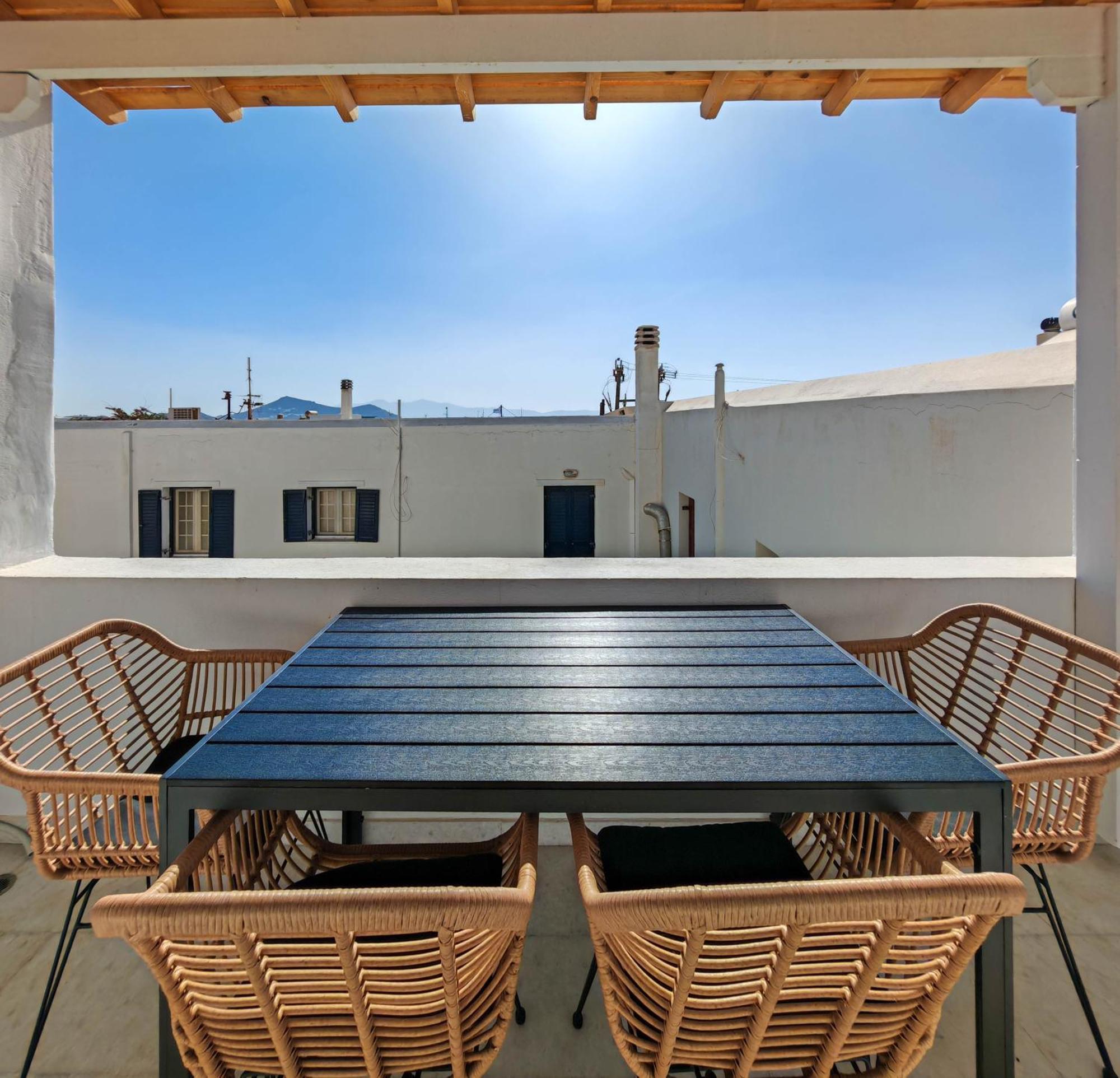 Paraga Suites Naxos City Exterior photo