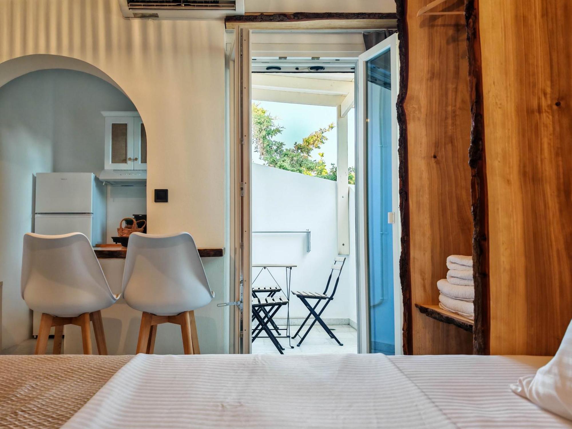 Paraga Suites Naxos City Exterior photo