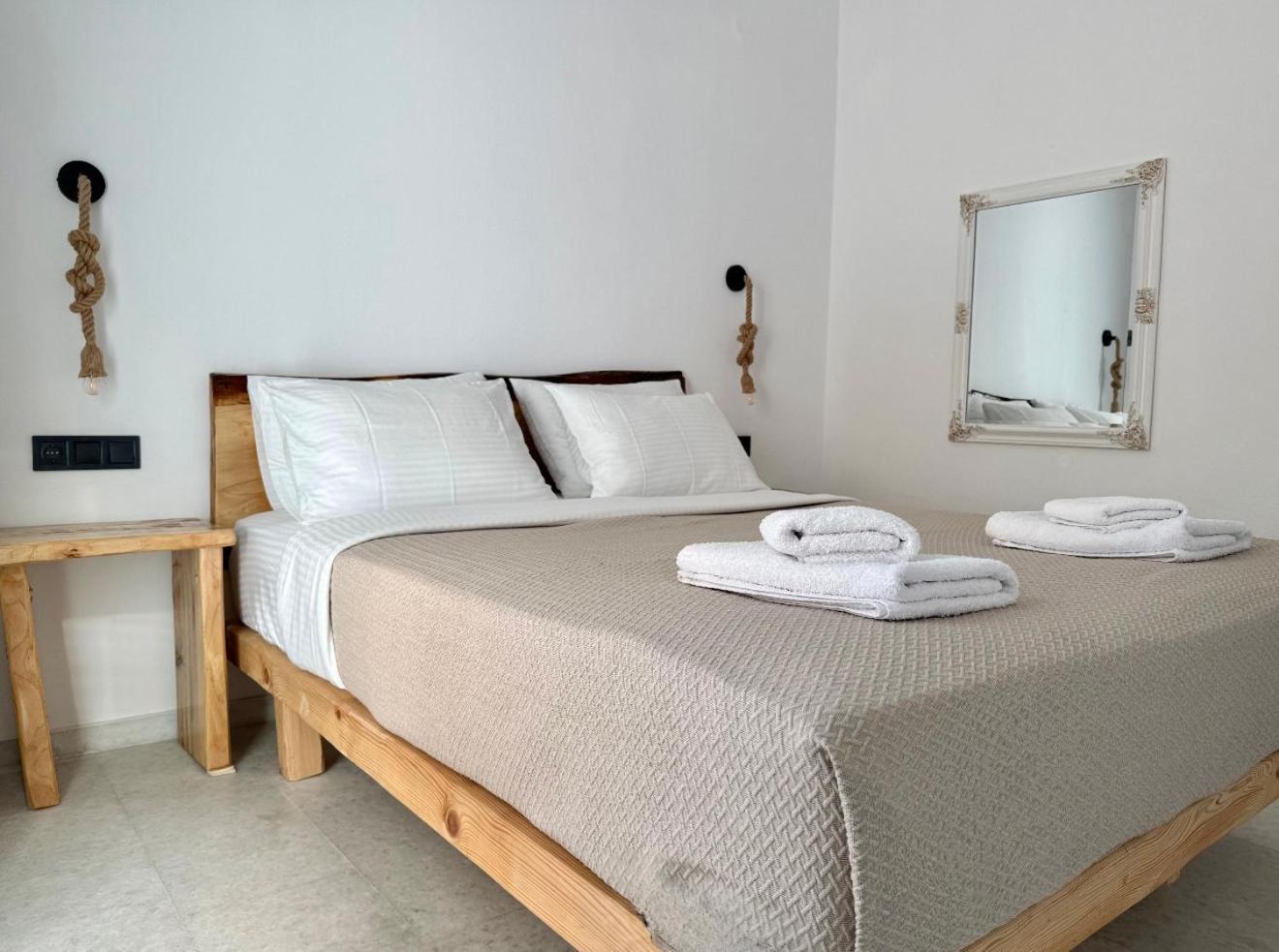 Paraga Suites Naxos City Exterior photo